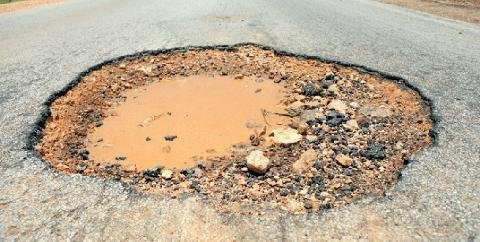 Govt working to fill up potholes in 60 days